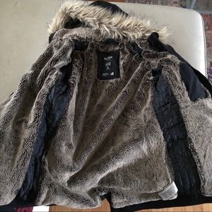 Hollister women’s winter jacket XL black